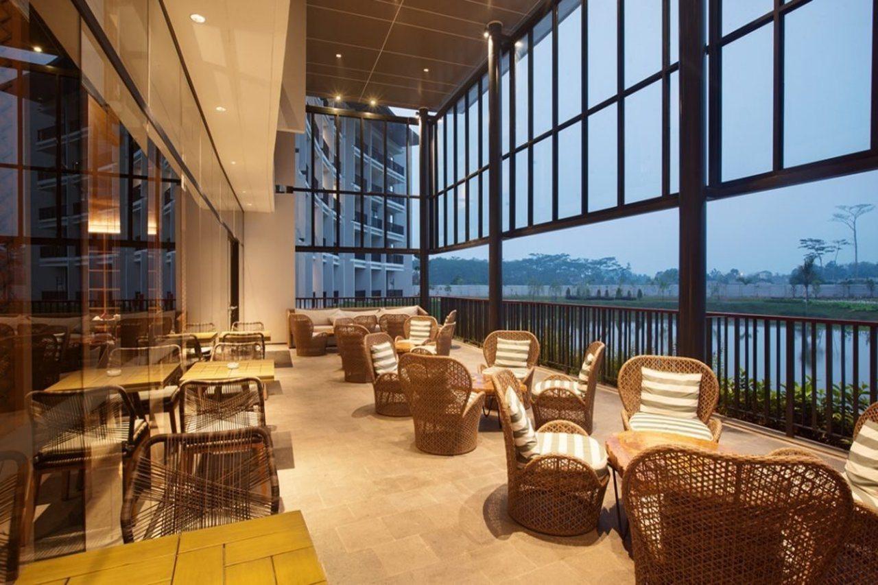 Hotel Santika Premiere Bandara פאלמבאנג מראה חיצוני תמונה