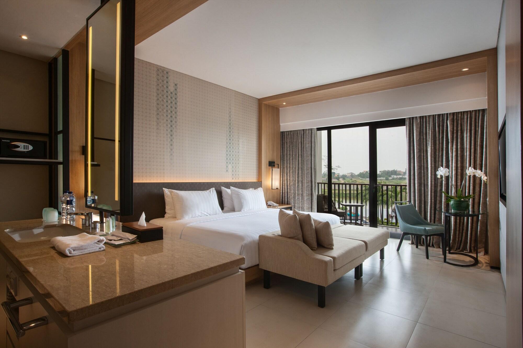 Hotel Santika Premiere Bandara פאלמבאנג מראה חיצוני תמונה